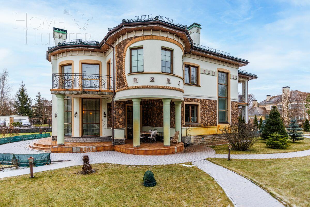 2-этажный коттедж 500 м² с отделкой