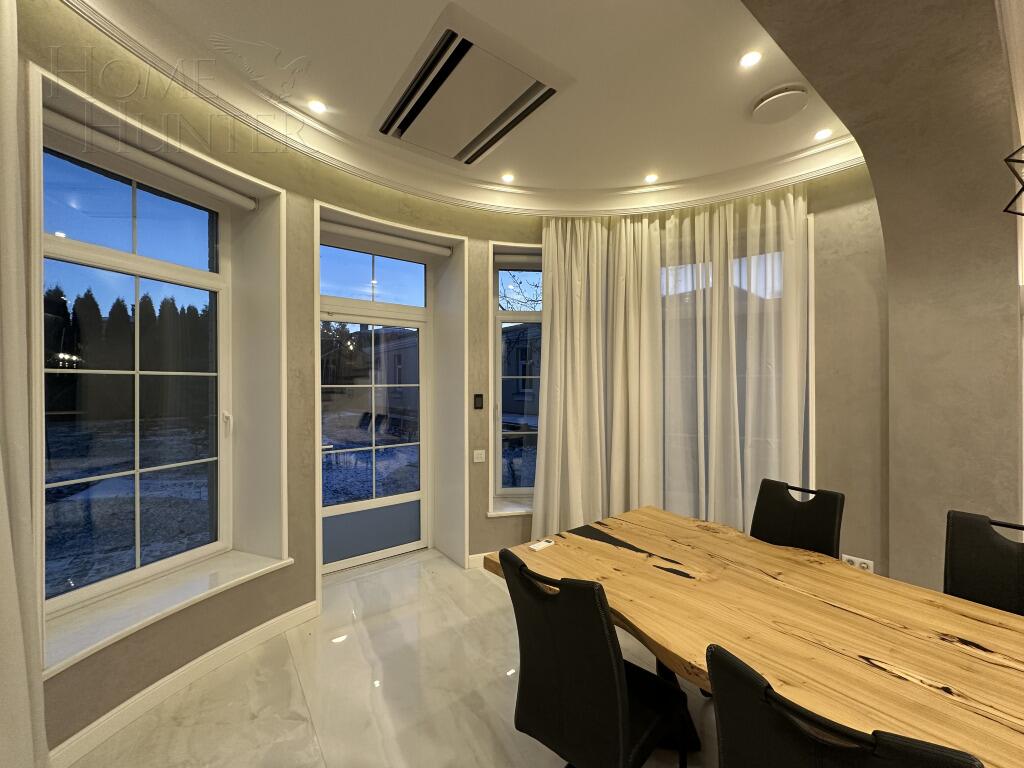 2-этажный коттедж 440 м² с отделкой