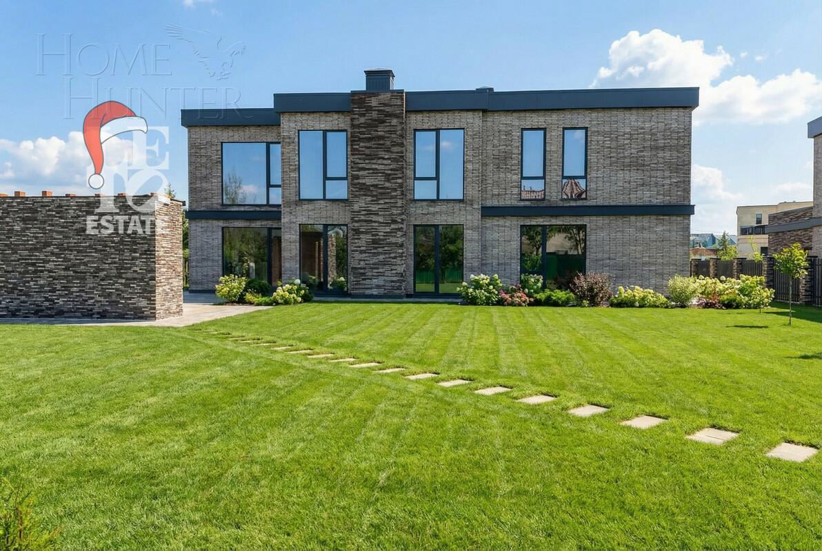 2-этажный коттедж 520.5 м² без отделки