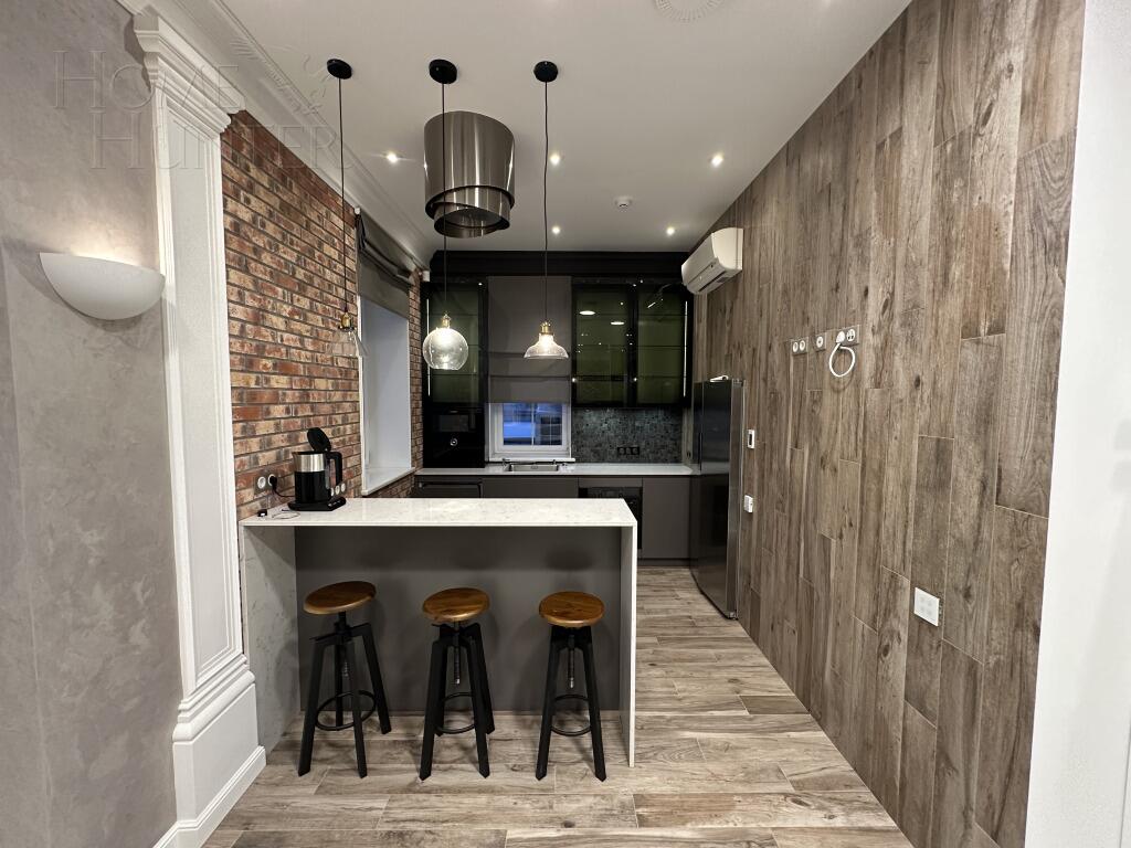 2-этажный коттедж 440 м² с отделкой