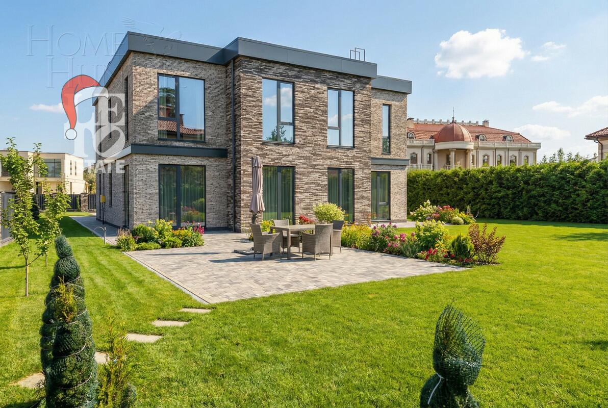 2-этажный коттедж 351 м² без отделки