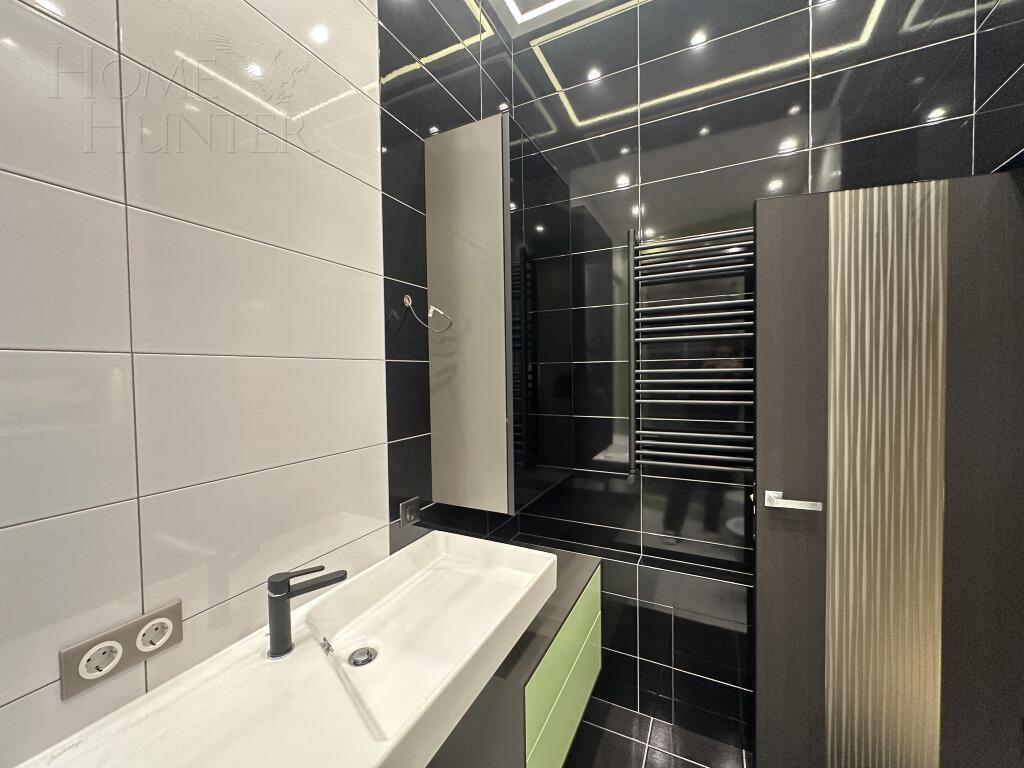 2-этажный коттедж 440 м² с отделкой