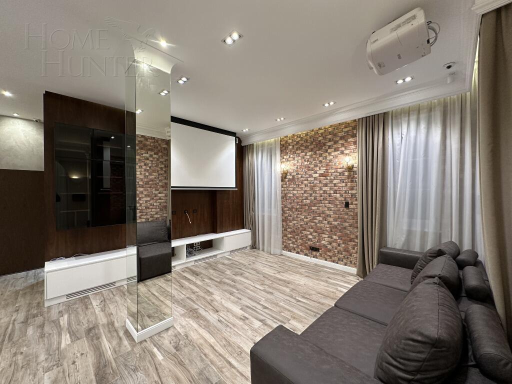 2-этажный коттедж 440 м² с отделкой