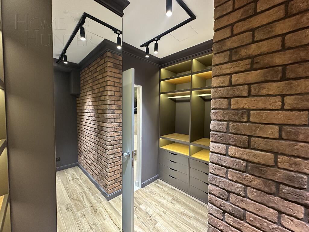 2-этажный коттедж 440 м² с отделкой