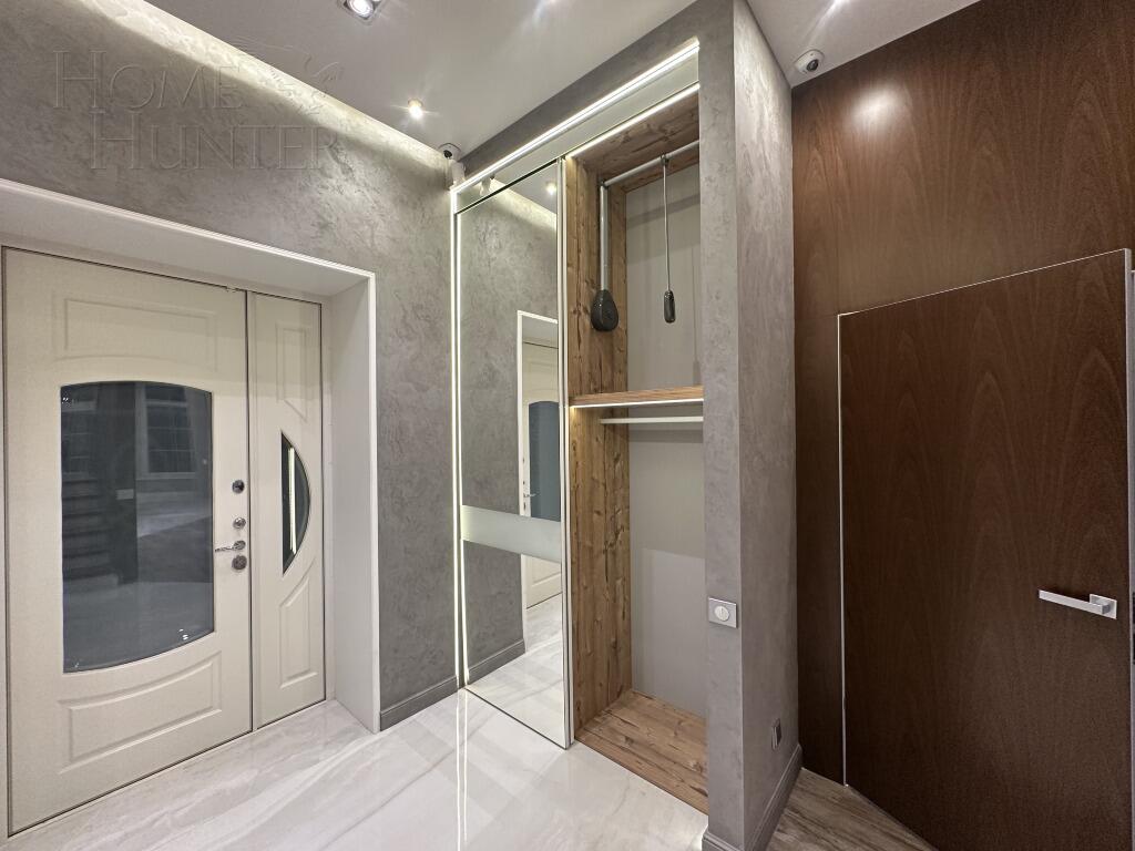 2-этажный коттедж 440 м² с отделкой