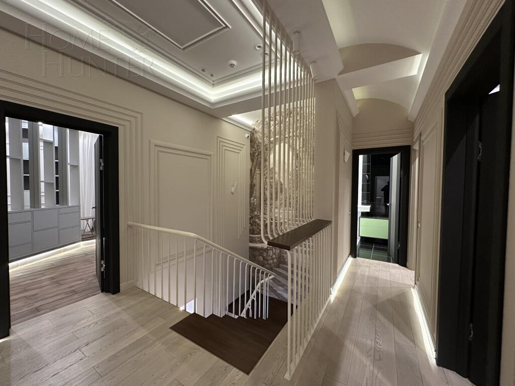 2-этажный коттедж 440 м² с отделкой