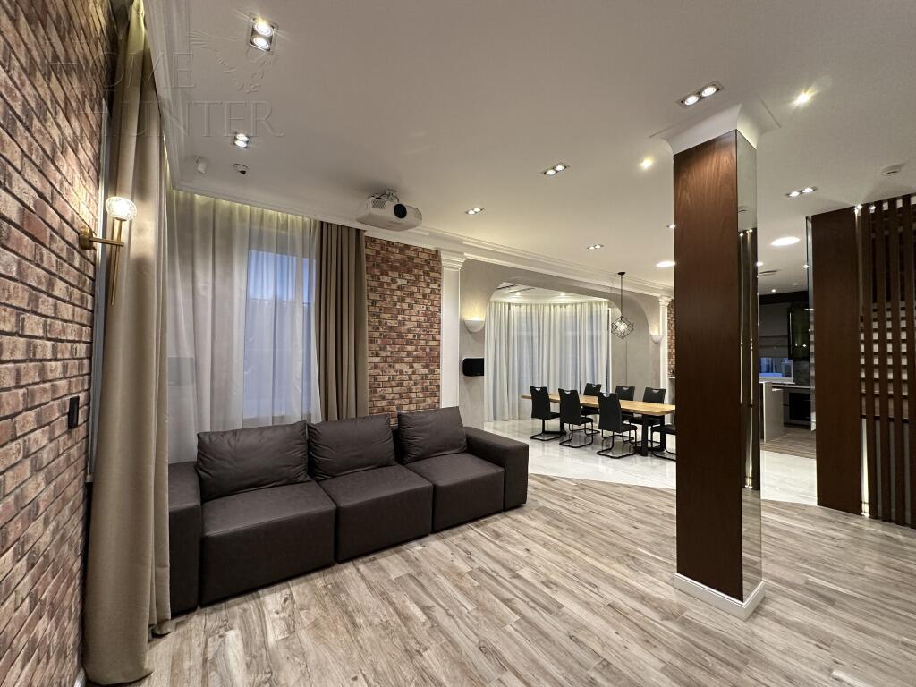 2-этажный коттедж 440 м² с отделкой