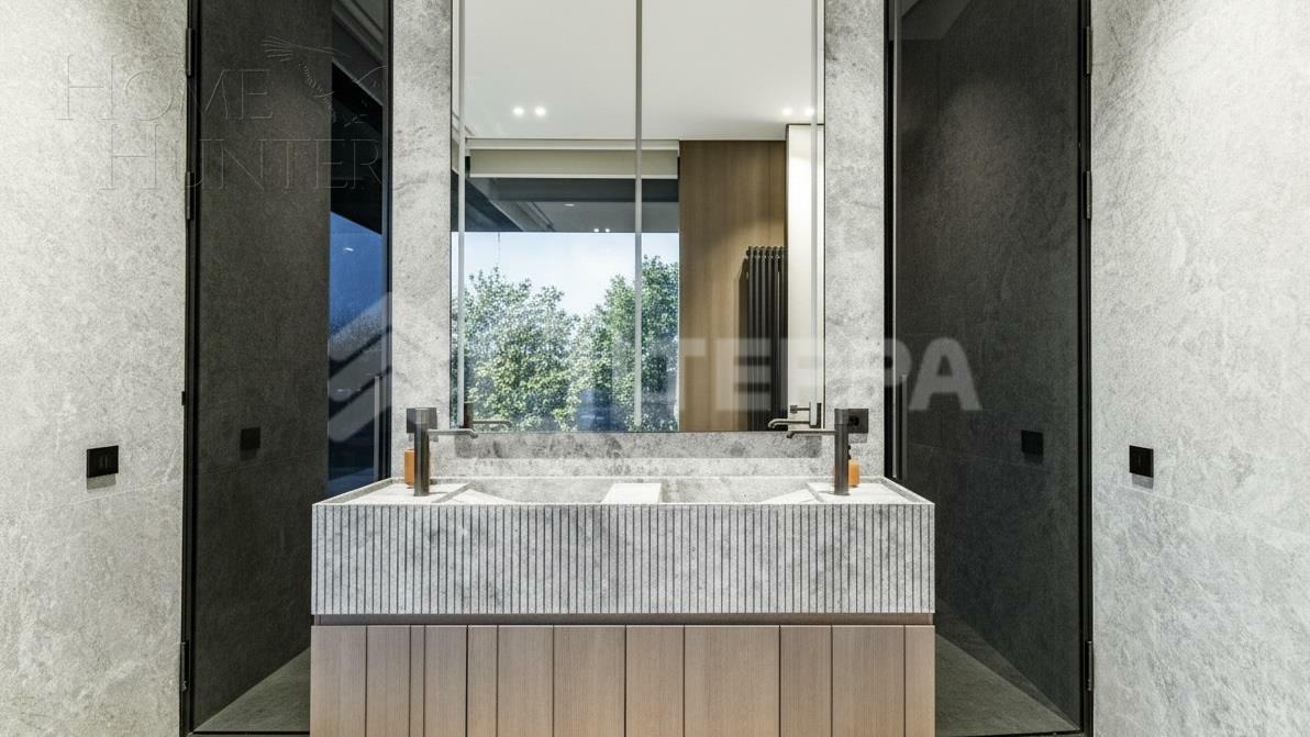 2-этажный коттедж 760 м² с отделкой