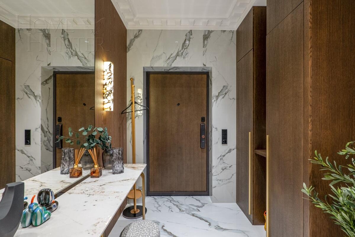 5-КОМН. КВАРТИРА С ОТДЕЛКОЙ 151 М² НА 19 ЭТАЖЕ