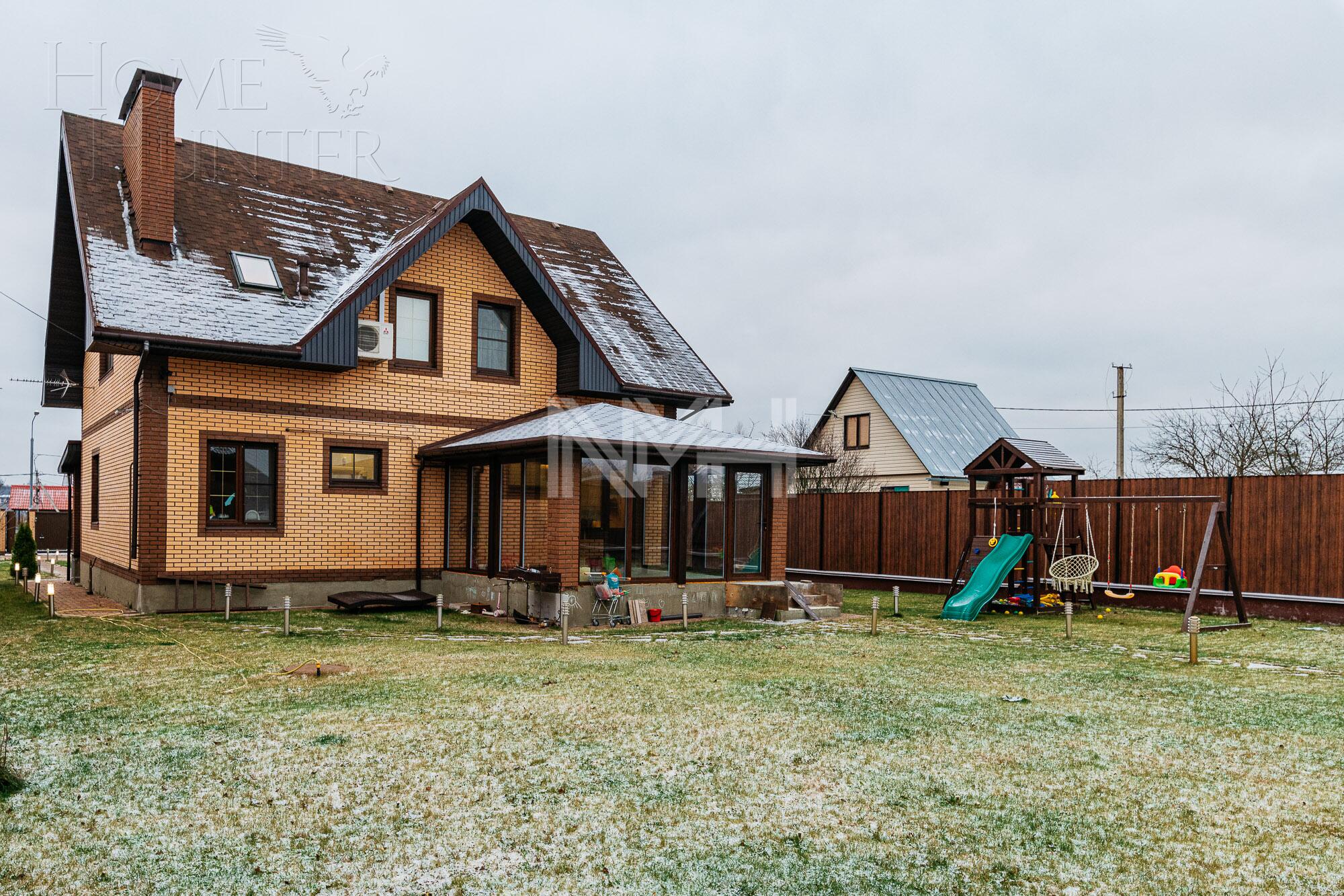 2-этажный коттедж 230 м² с отделкой