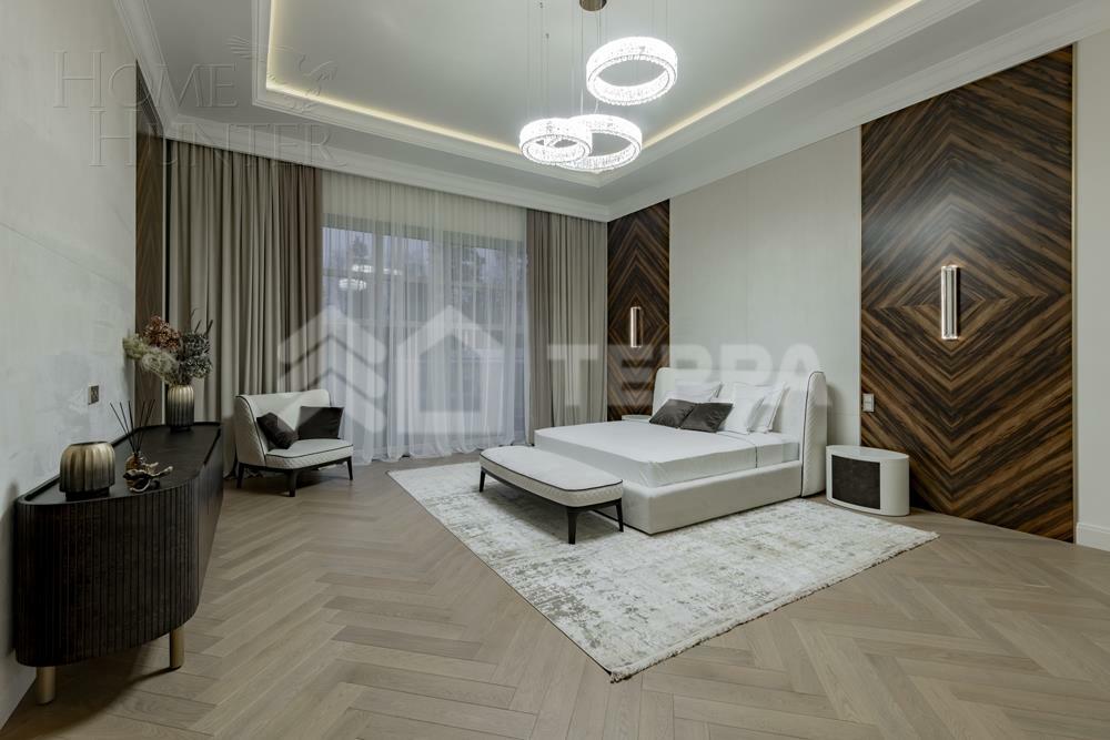 2-этажный коттедж 700 м² с отделкой