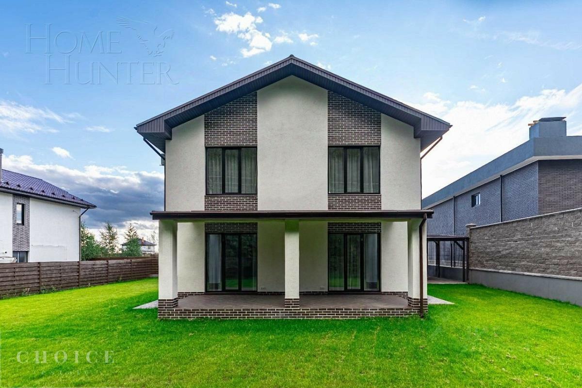 2-этажный коттедж 260 м² с отделкой