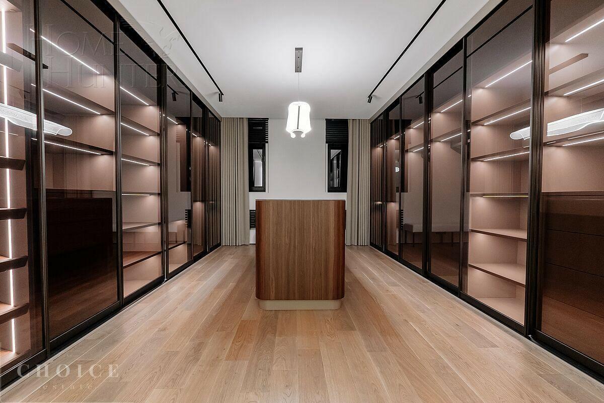 2-этажный коттедж 1 123 м² с отделкой