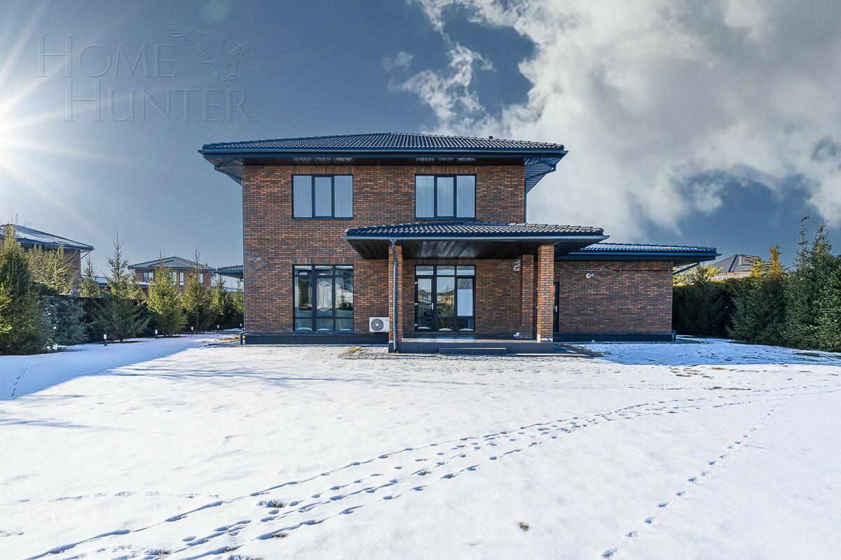 2-этажный коттедж 340 м² с отделкой