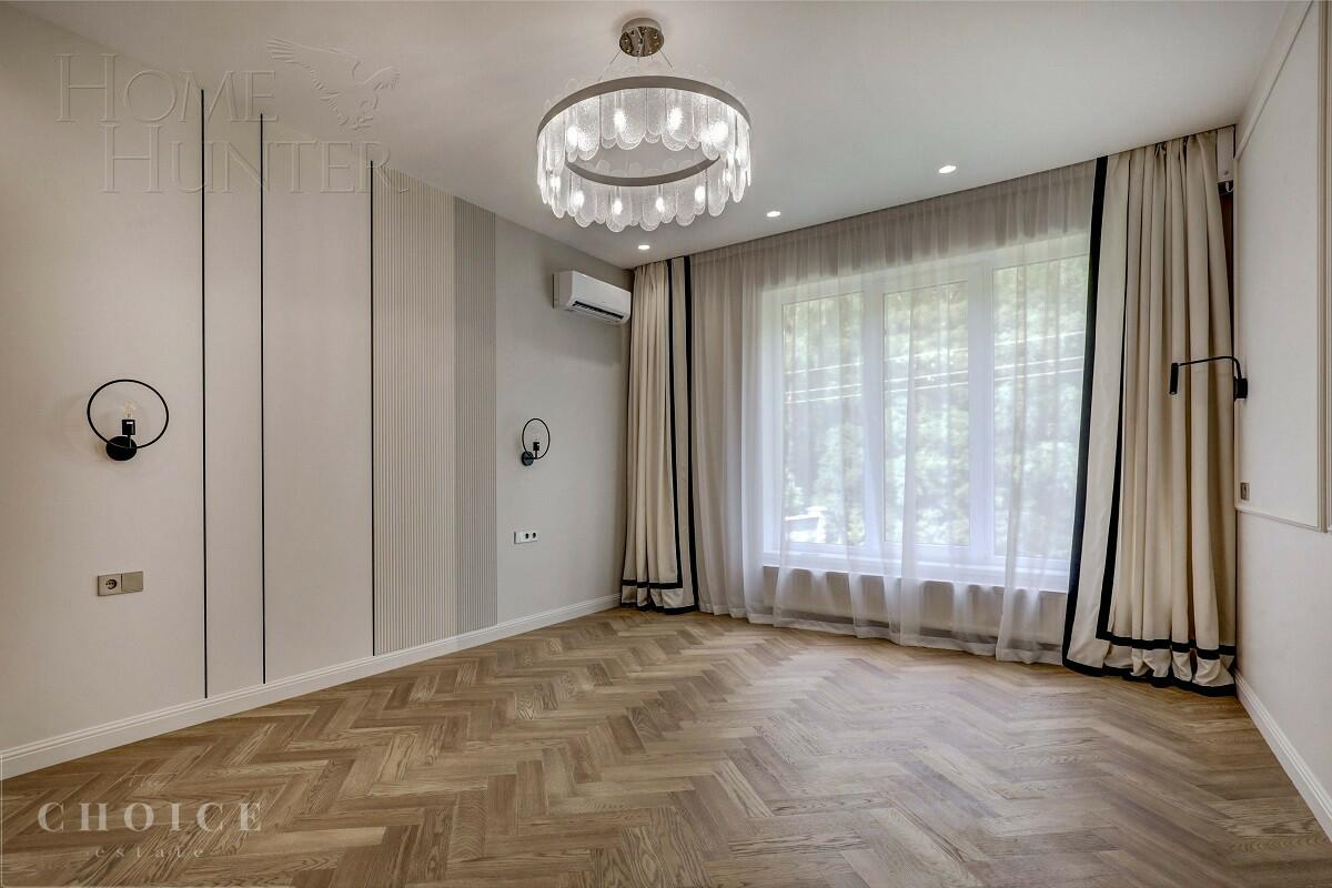 2-этажный коттедж 260 м² с отделкой