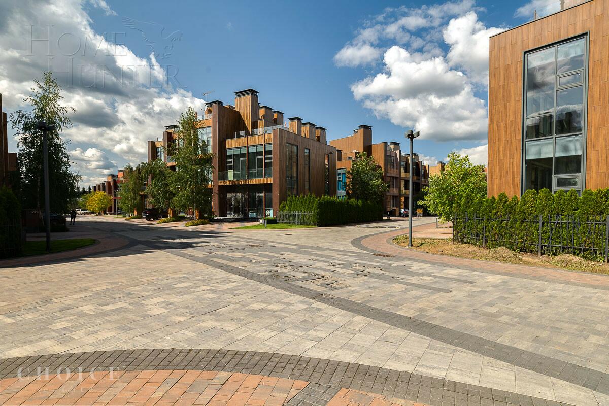 3-этажный таунхаус 239 м² с отделкой