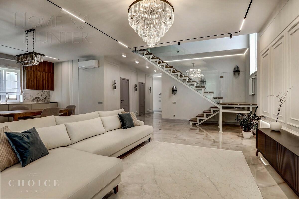 2-этажный коттедж 260 м² с отделкой