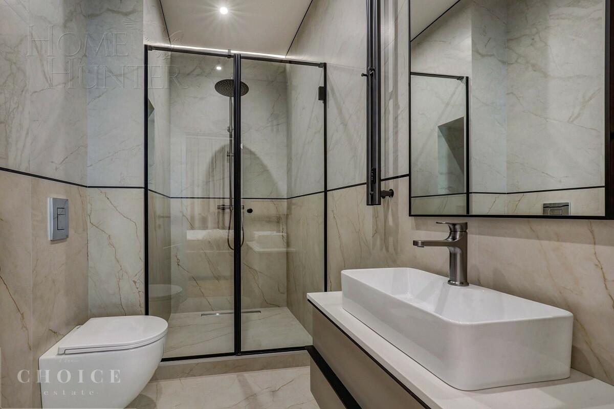 2-этажный коттедж 260 м² с отделкой