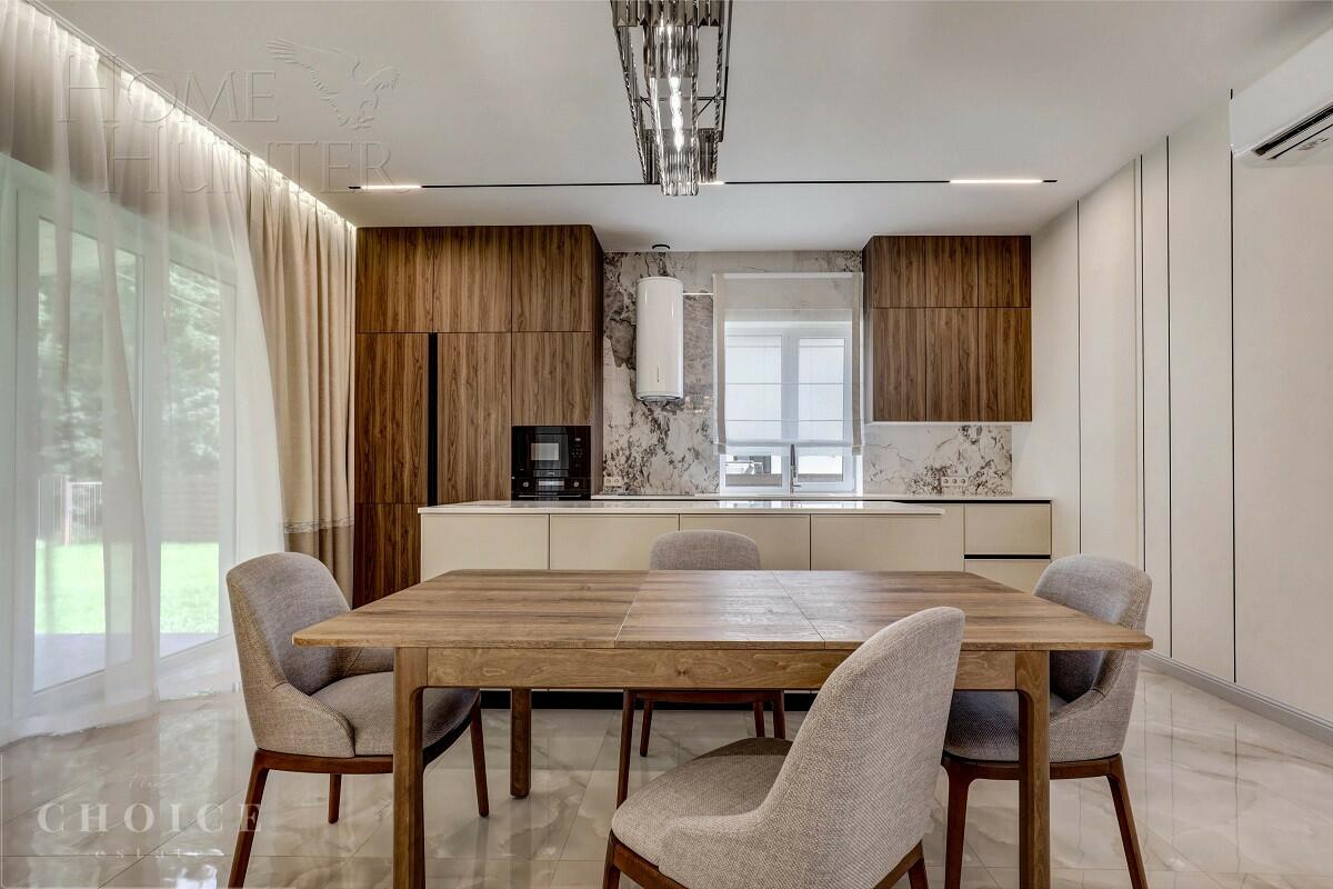 2-этажный коттедж 260 м² с отделкой