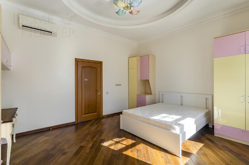 2-этажный коттедж 640 м² с отделкой