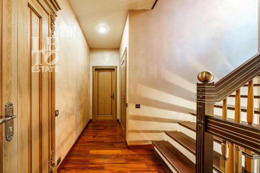 2-этажный коттедж 440.2 м² с отделкой