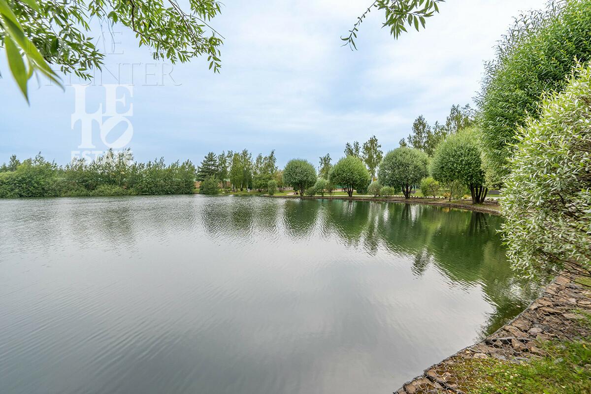 4-этажный таунхаус 278 м² с отделкой