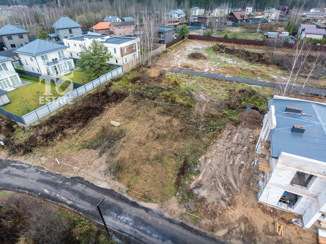 Участок 6.5 сот. в охраняемом поселке