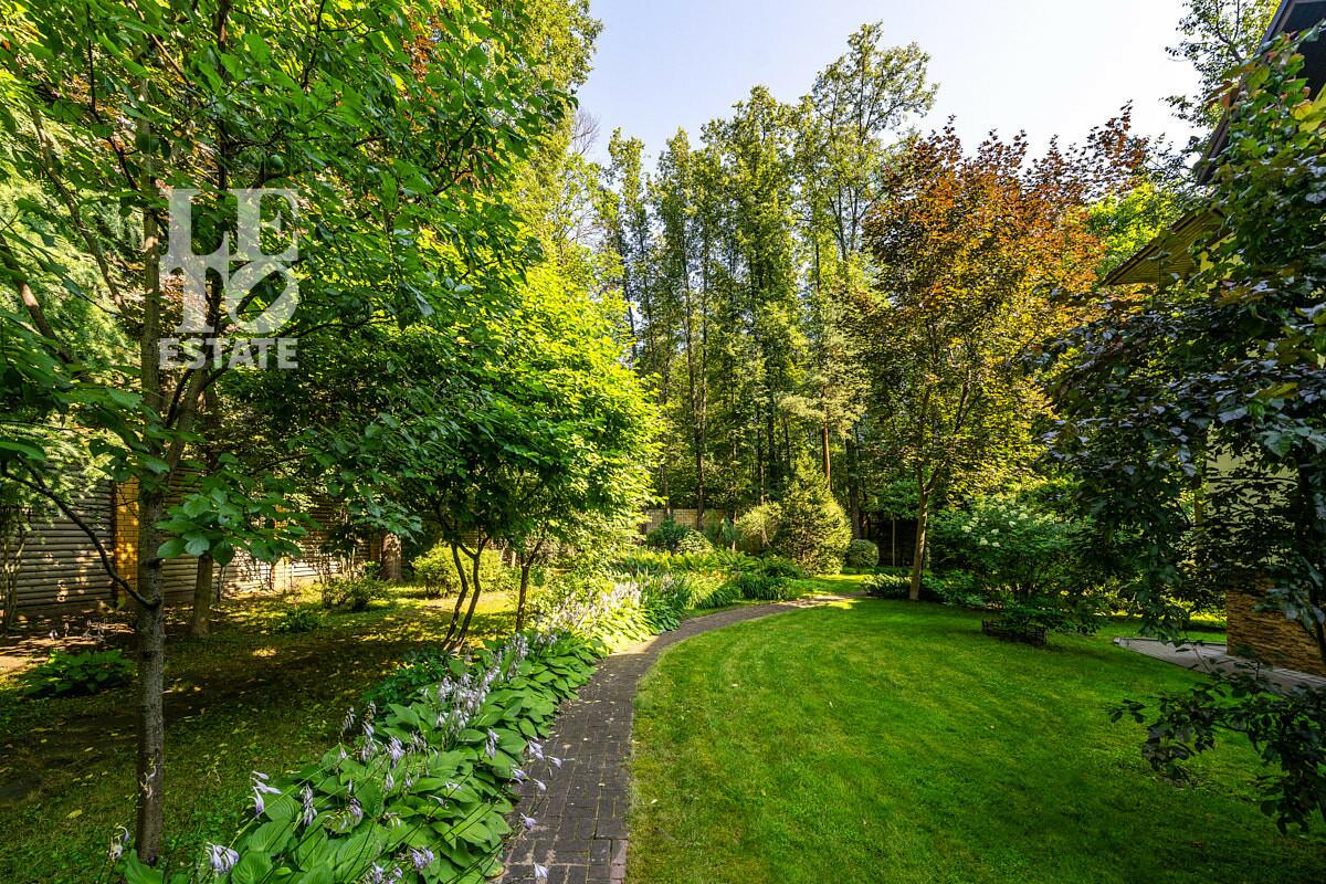 2-этажный коттедж 600 м² с отделкой