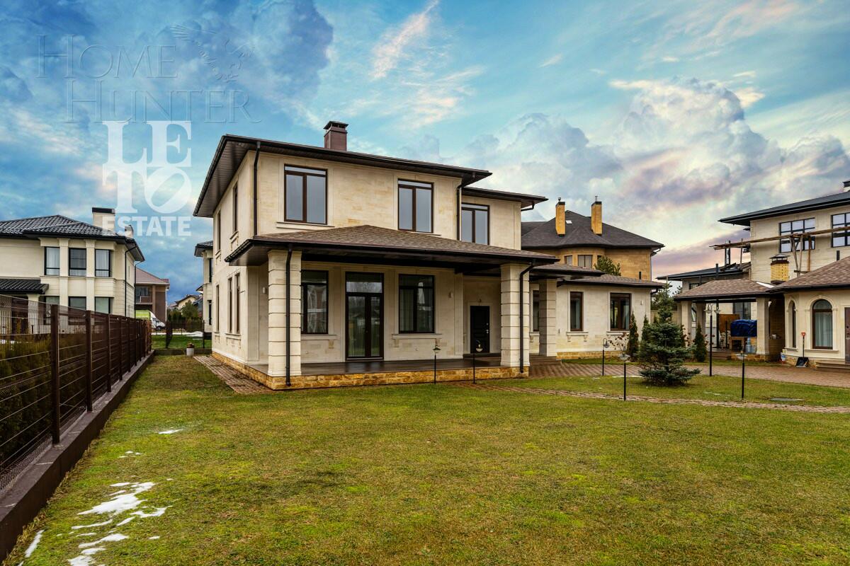 2-этажный коттедж 400 м² с отделкой