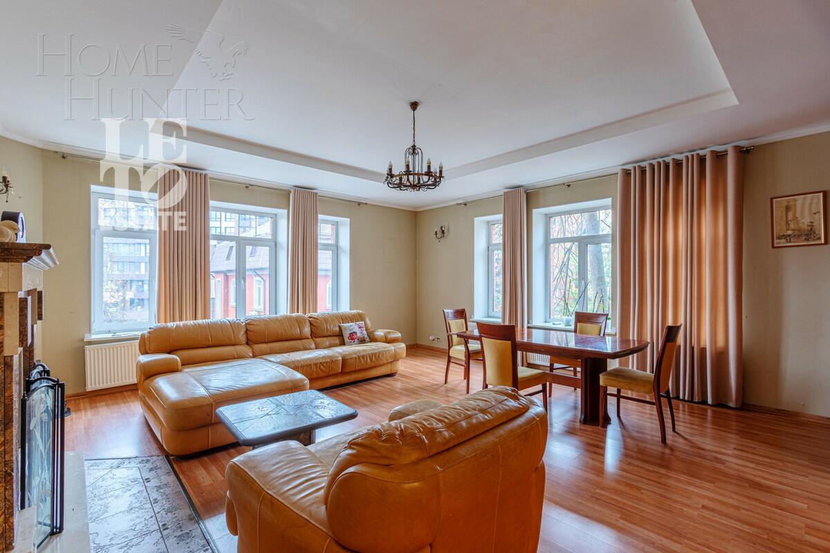 3-этажный коттедж 472 м² с отделкой