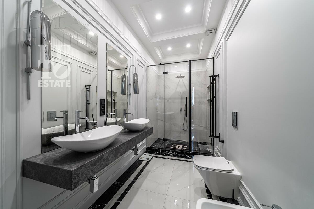 2-этажный коттедж 278 м² с отделкой