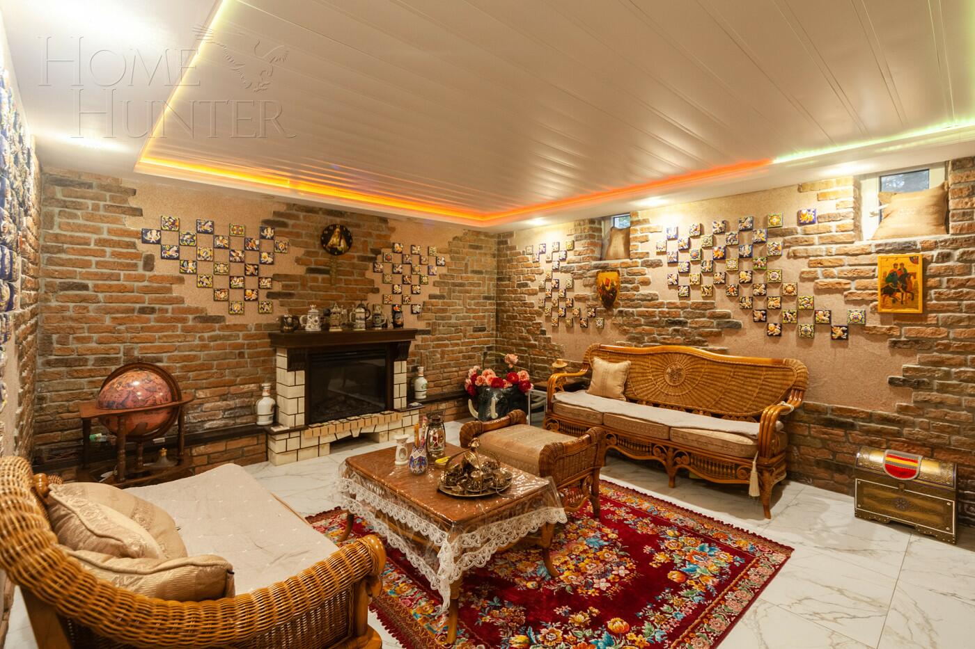 2-этажный коттедж 939 м² с отделкой