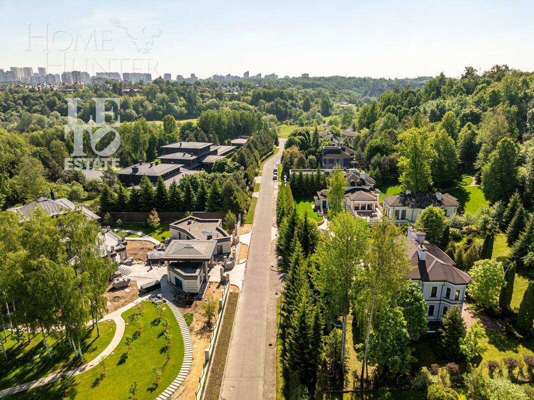 2-этажный коттедж 350 м² с отделкой