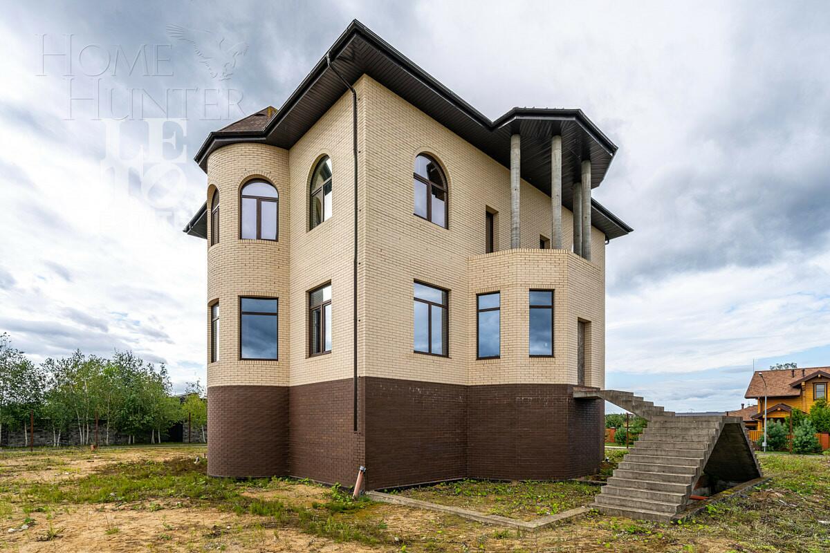 2-этажный коттедж 460 м² без отделки
