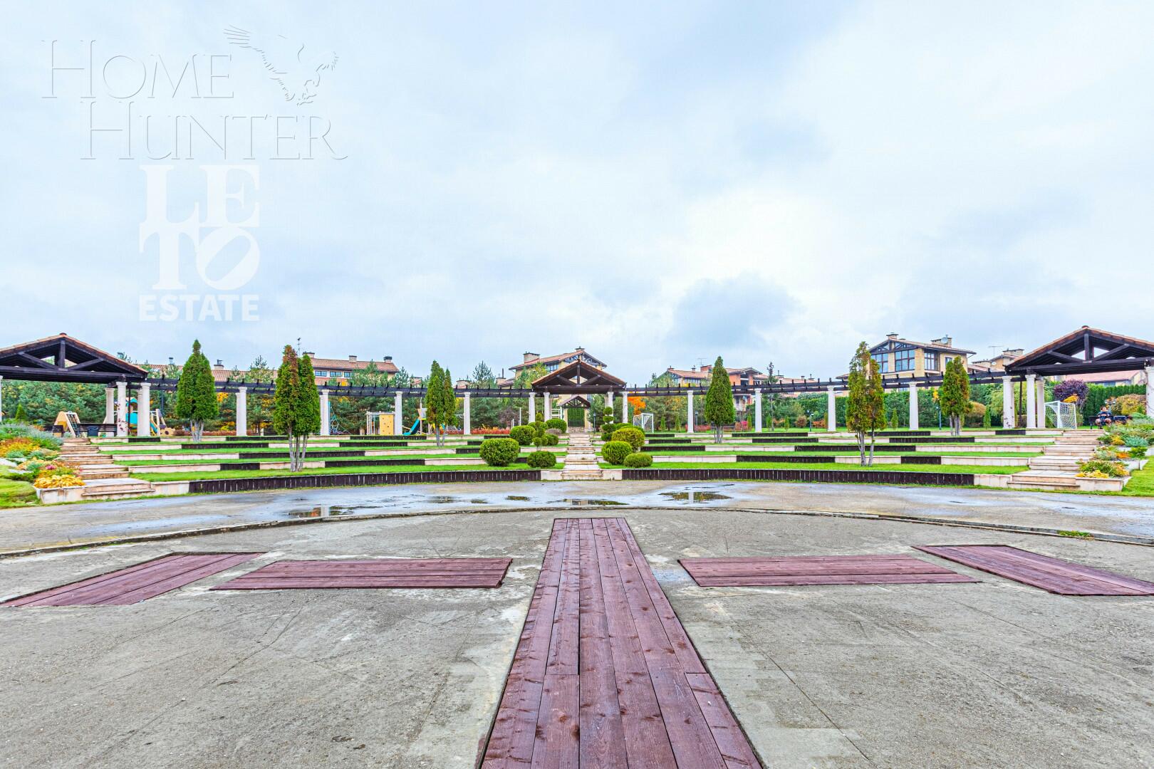 2-этажный таунхаус 251.7 м² с отделкой