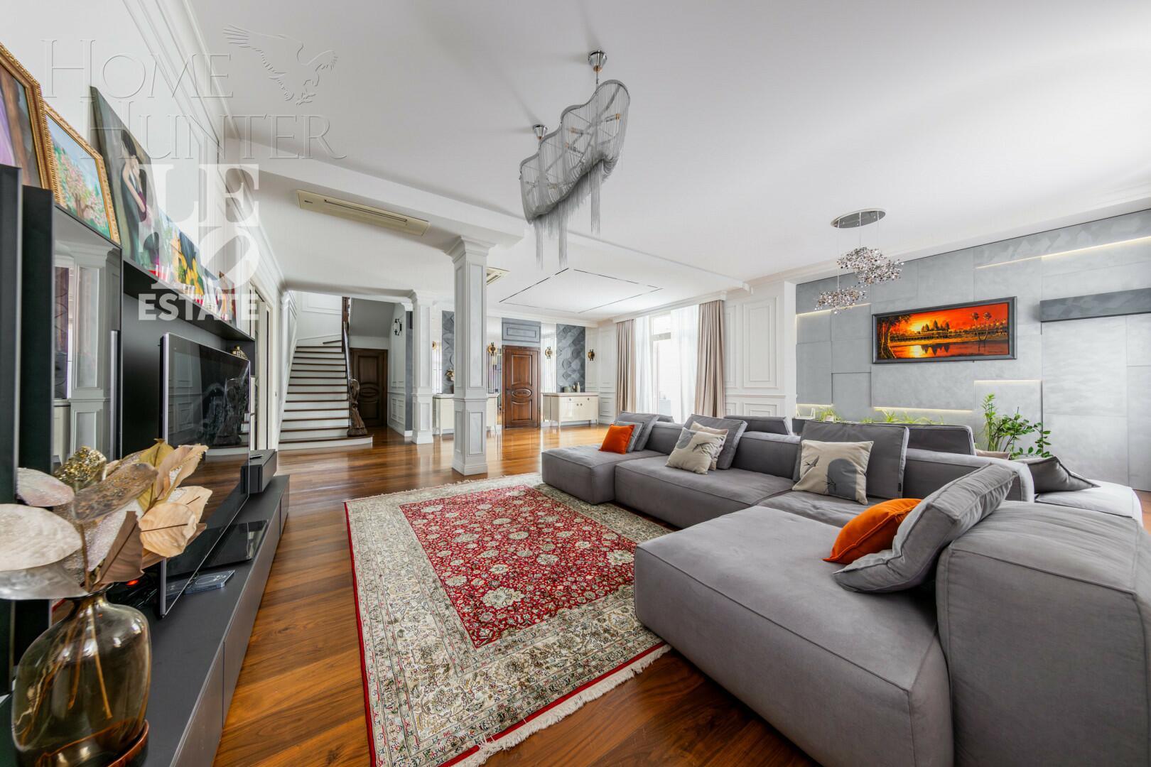 2-этажный коттедж 810 м² с отделкой