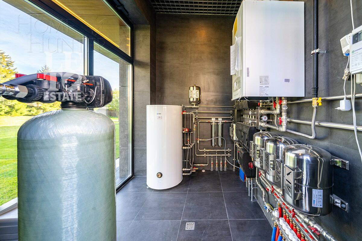 2-этажный коттедж 1 200 м² без отделки