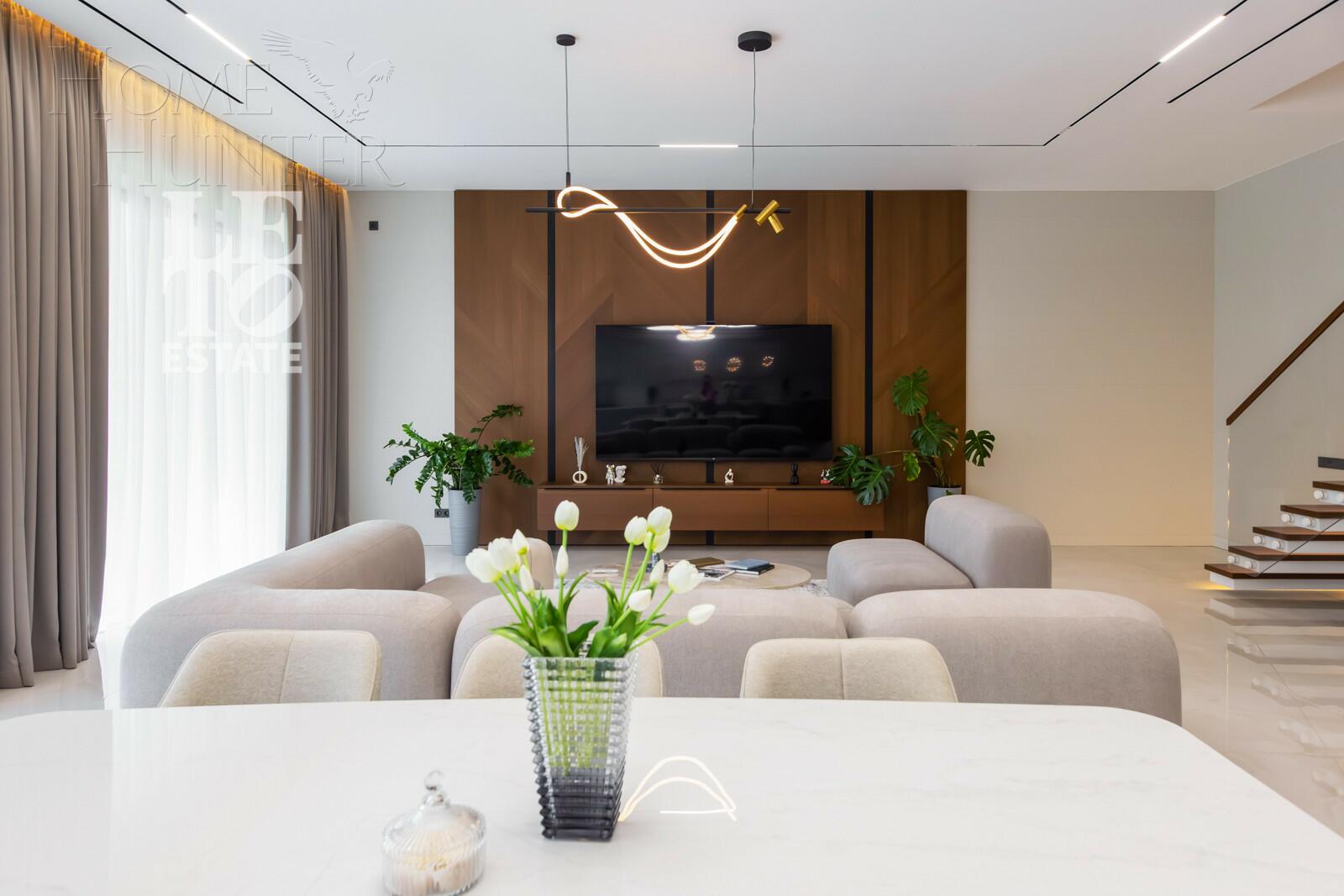 2-этажный коттедж 507.3 м² с отделкой