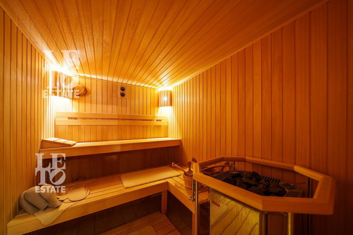 3-этажный коттедж 850 м² с отделкой