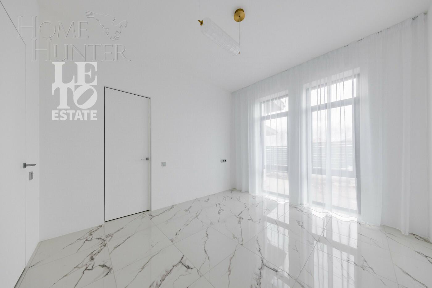 2-этажный коттедж 238.4 м² с отделкой