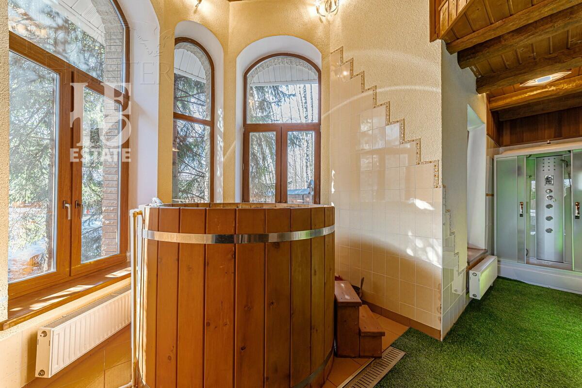 2-этажный коттедж 637 м² с отделкой