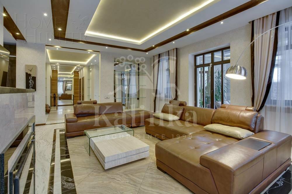 2-этажный коттедж 680 м² с отделкой