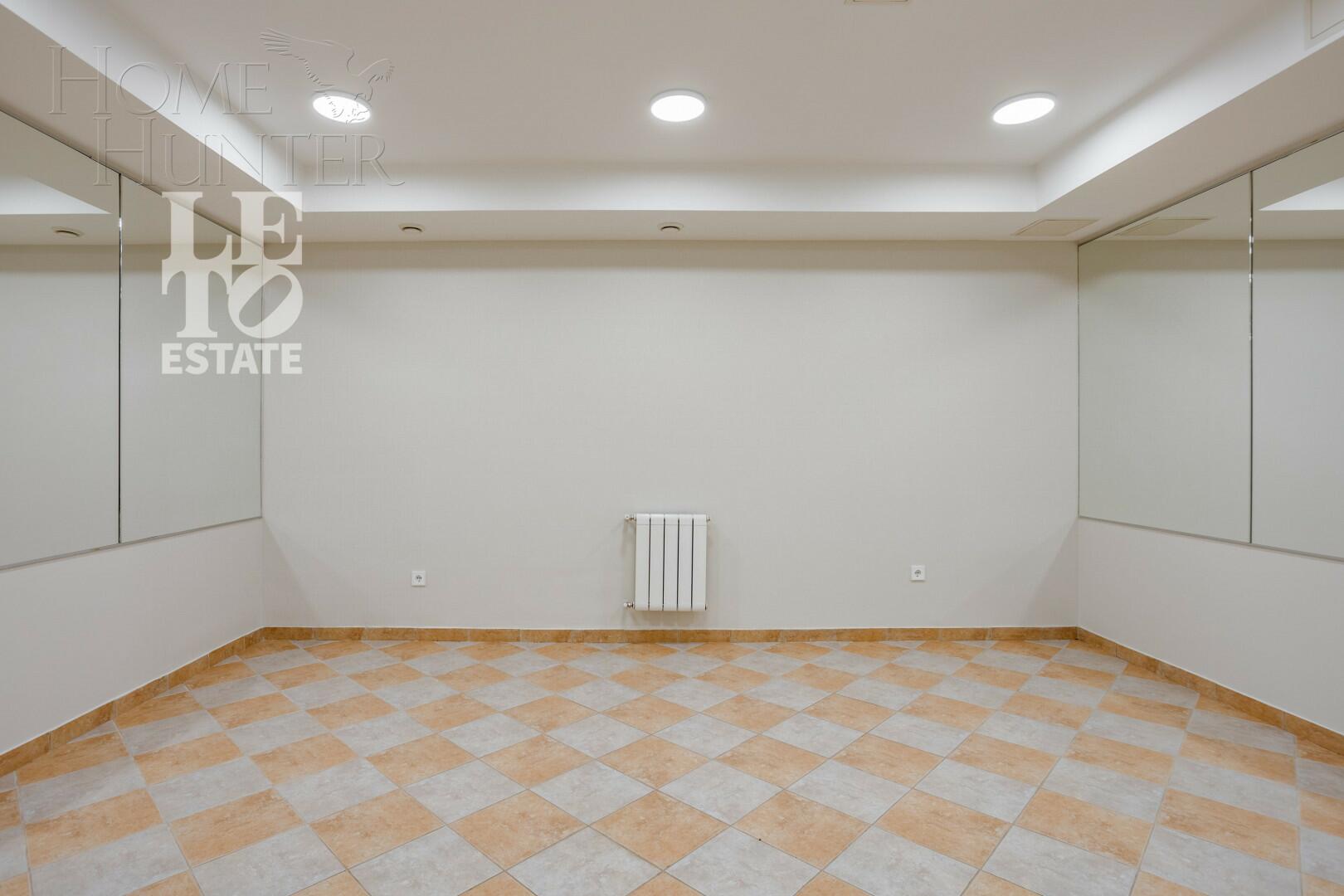 2-этажный коттедж 711 м² с отделкой