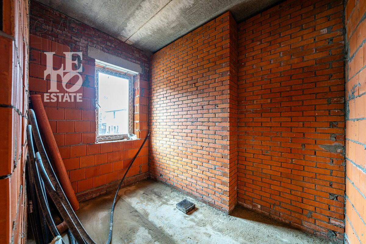 2-этажный коттедж 286.9 м² без отделки