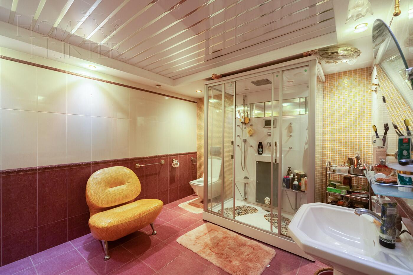 2-этажный коттедж 939 м² с отделкой