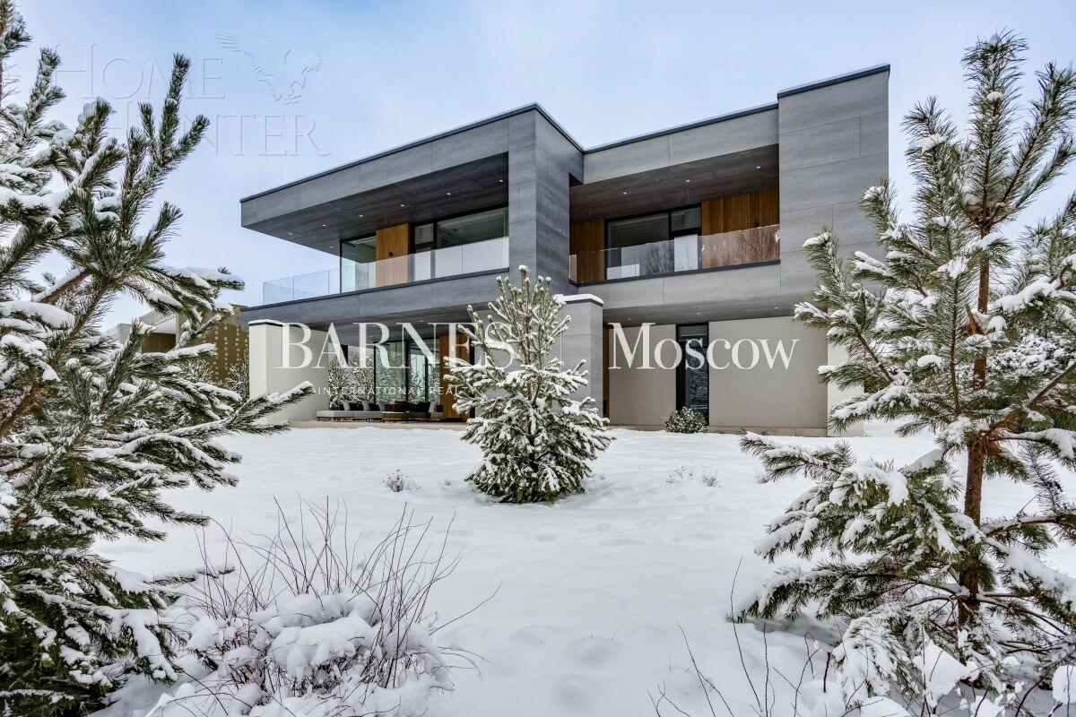 2-этажный коттедж 760 м² с отделкой