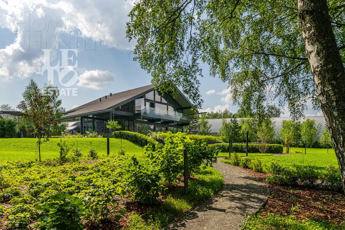 2-этажный коттедж 354 м² с отделкой