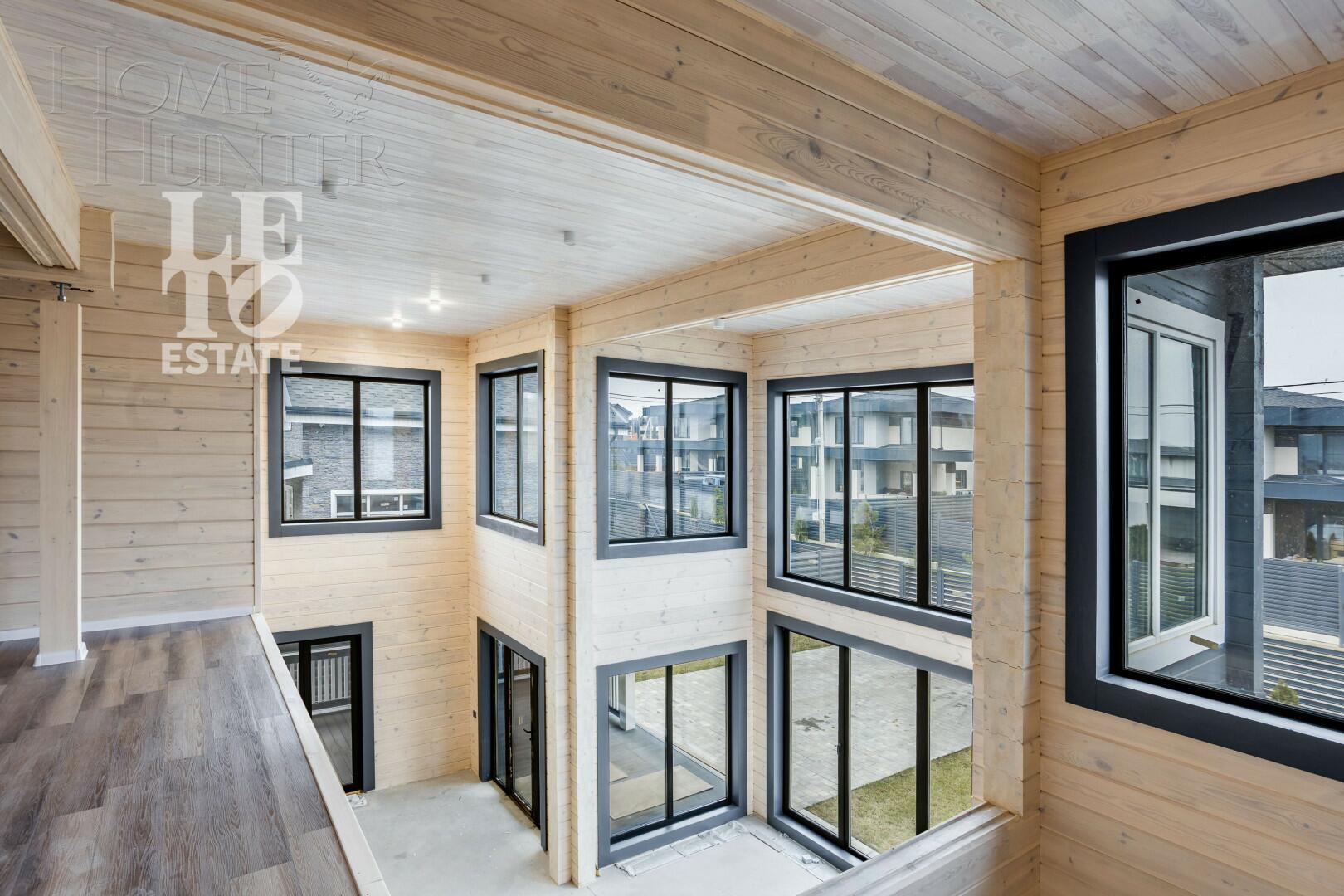 2-этажный коттедж 201.8 м² без отделки