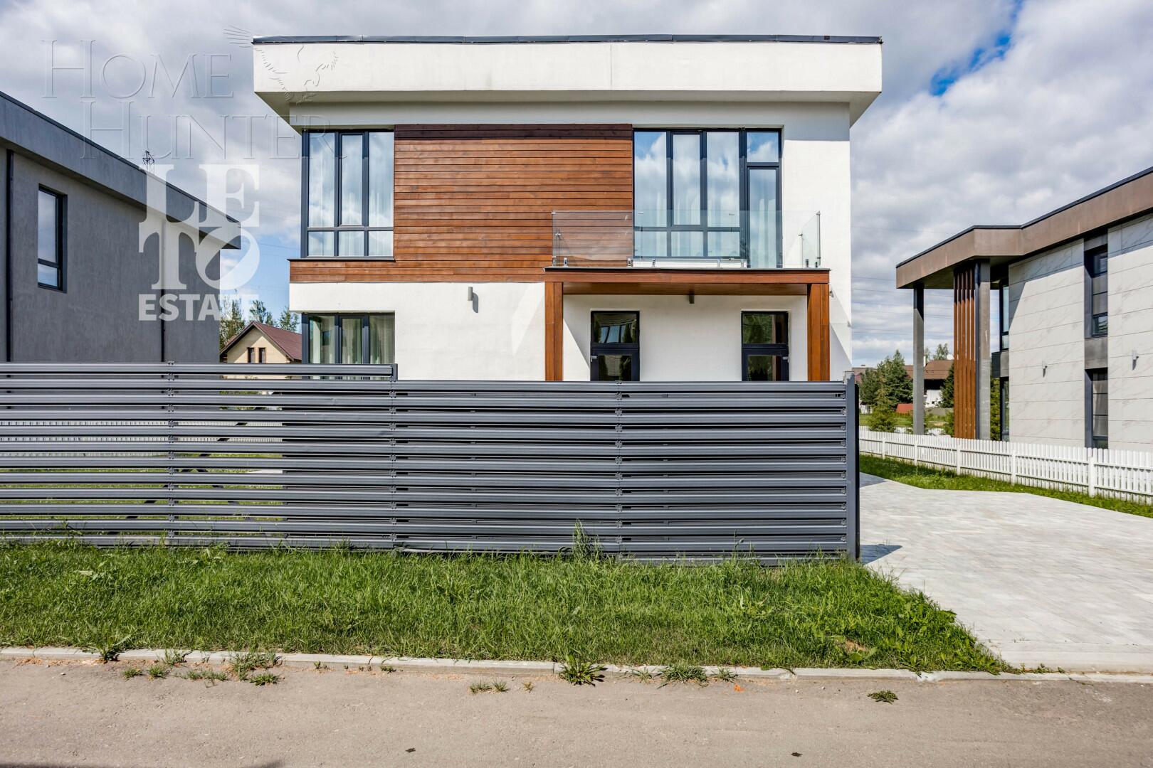 2-этажный коттедж 243 м² с отделкой