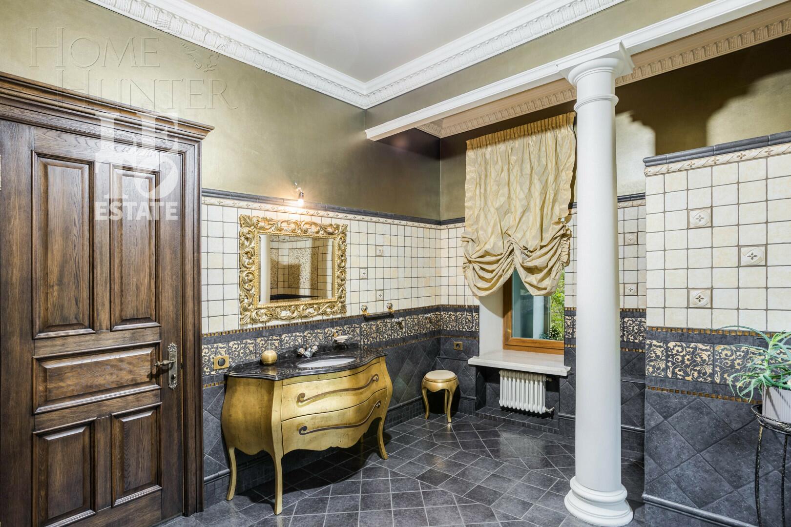 2-этажный коттедж 800 м² с отделкой